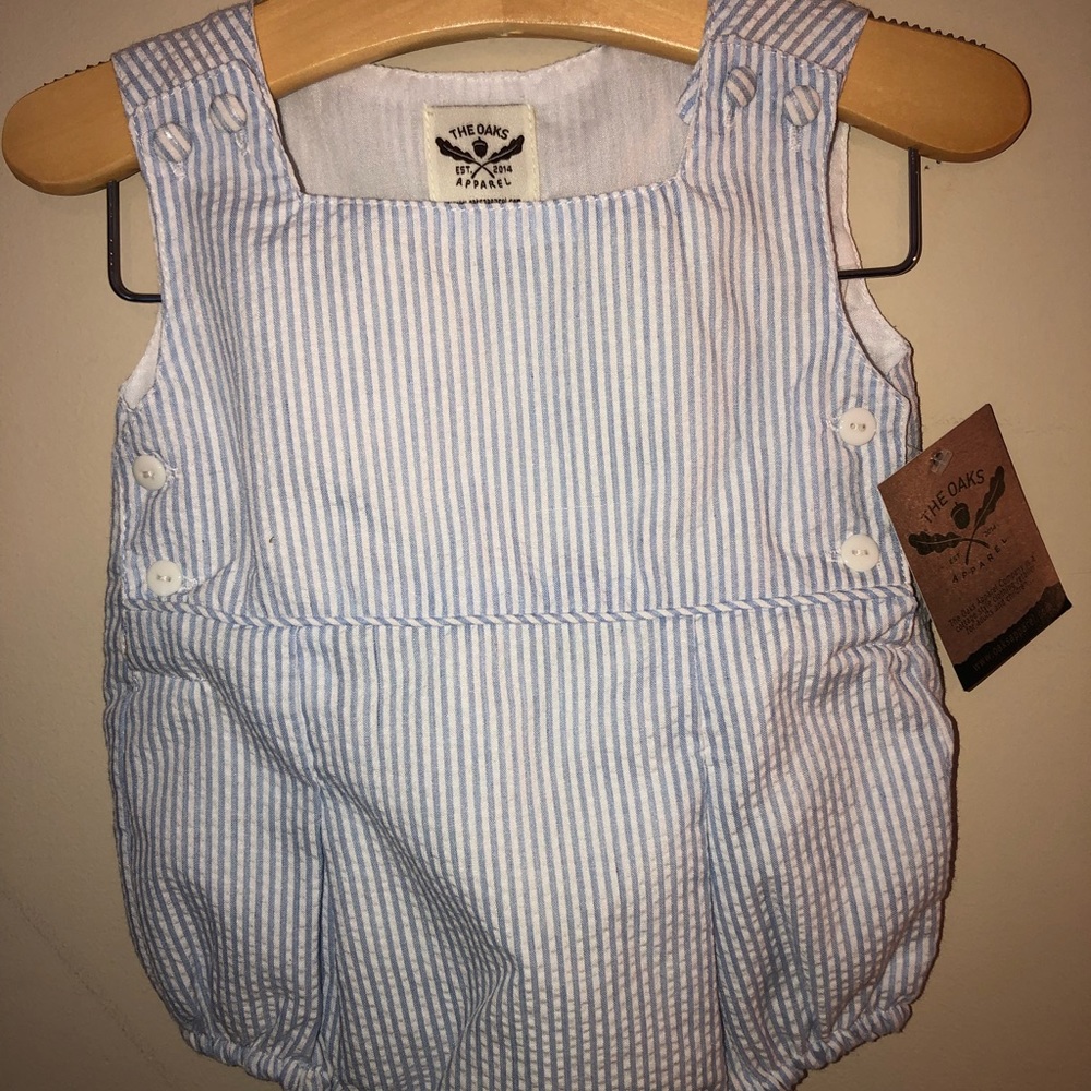 NWT The Oaks Apparel Boys Seersucker Size 18m